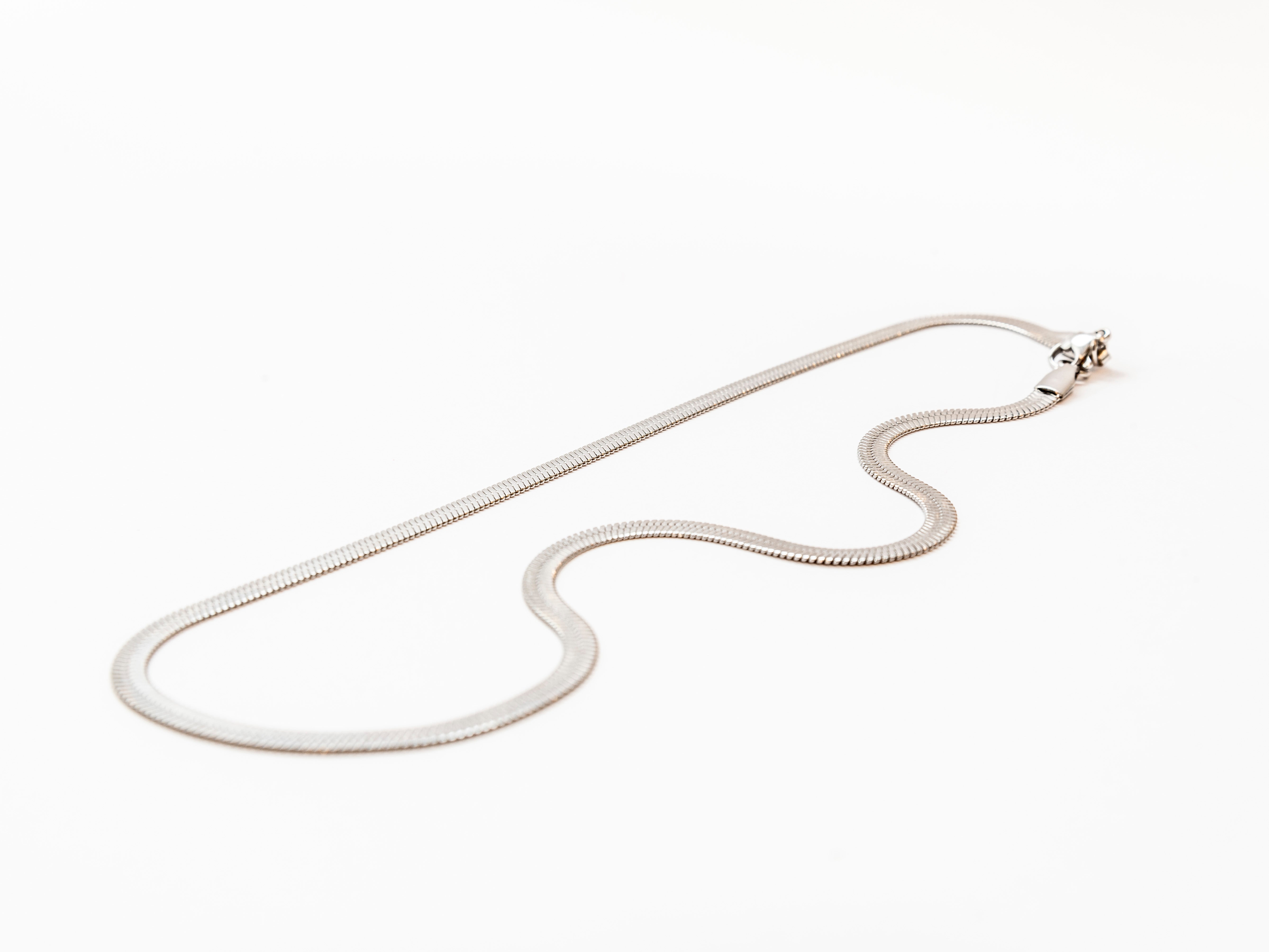 Snake Chain Necklace | A Modern Touch of Elegance