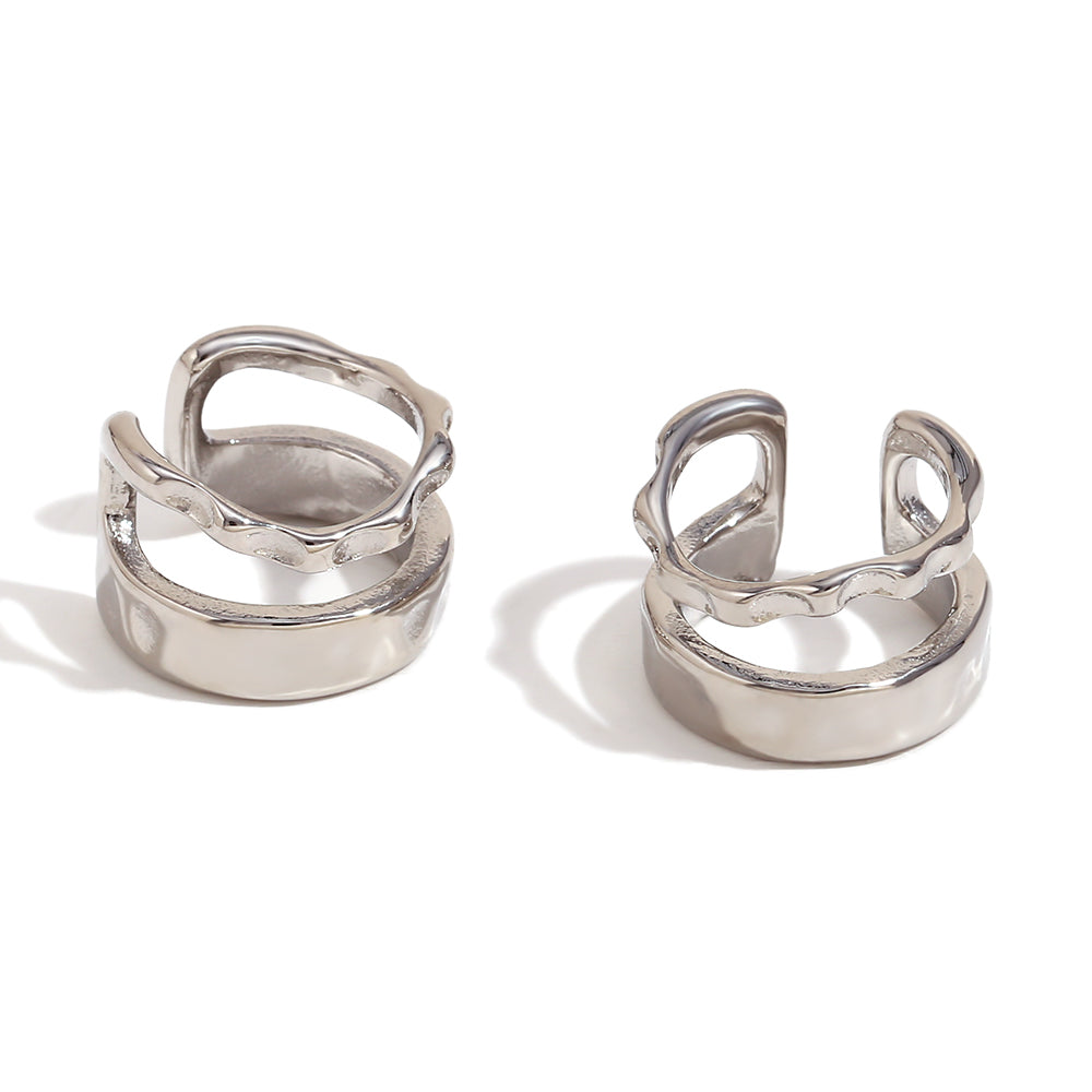 hammered ear cuff in silver – waterproof and hypoallergenic design

